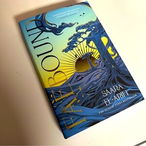 Fairyloot Exclusive Edition Faebound By Saara El-Arifi SIGNED & SPRAYED EDGES